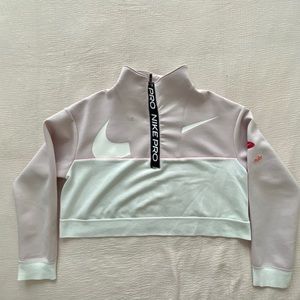 Nike Crop DryFit Sweater